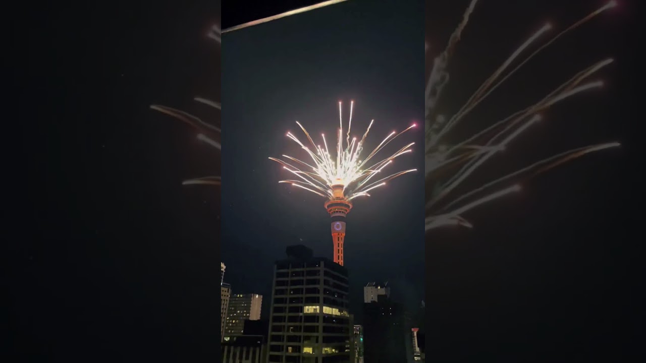 Happy New Year&hellip;✨🥂👻 #skytower #auckland #newzealand