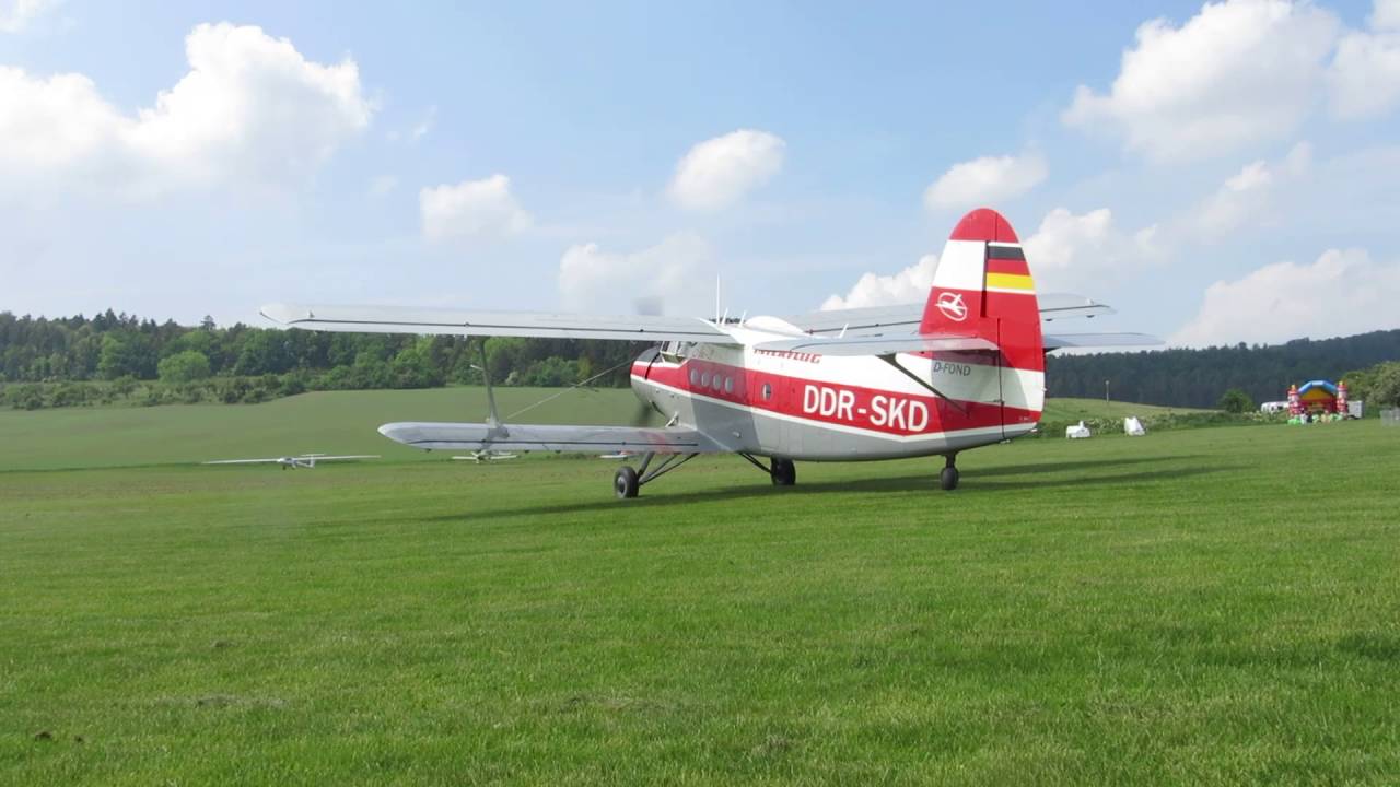 AN-2 Start beim Flugplatzfest in Bad Berka 28.05.2016