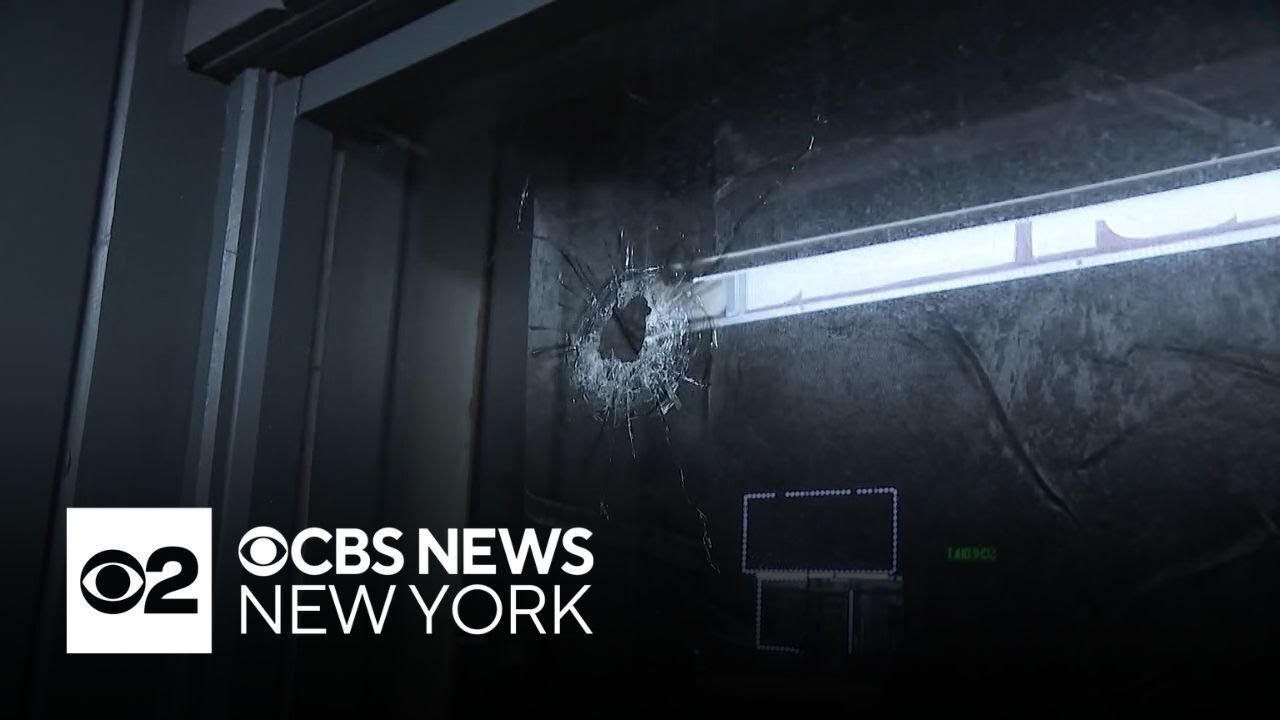 Search continues for gunman who shot and injured 4 people outside restaurant in Brooklyn
