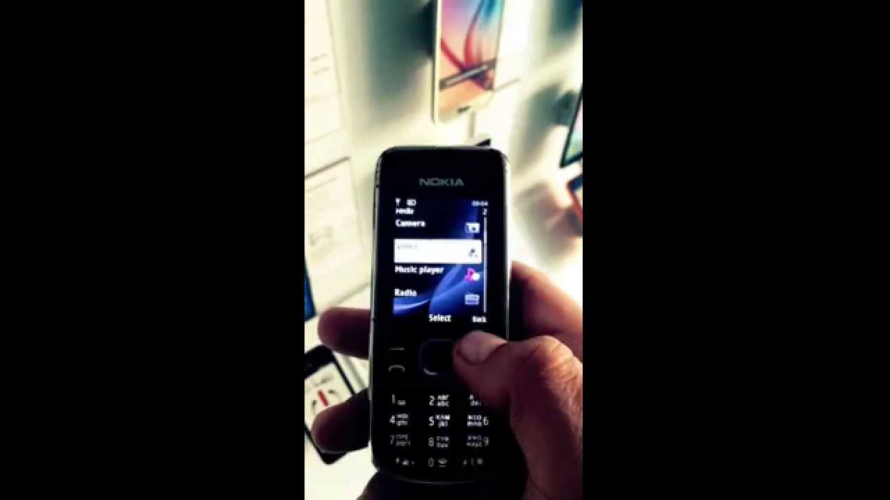 Nokia 2700 classic unlocked mobile phone  in action (exhibition by getbenefitnow)