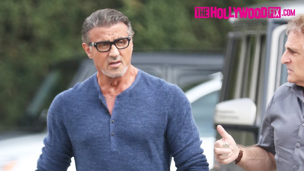 Sylvester Stallone Arrives To Lunch With His Buddies In Beverly Hills 10.29.16 - TheHollywoodFix.com