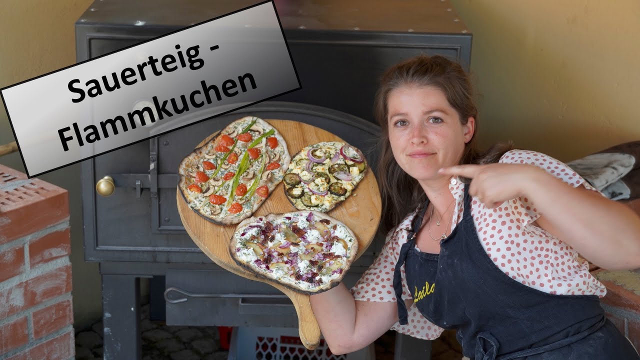 Knusprige Sauerteig - Flammkuchen aus dem Holzbackofen