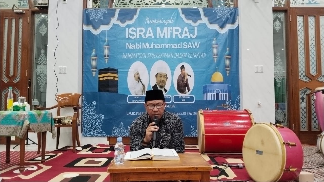 Pembacaan ayat suci Alquran (Qori : Ustadz Yusdi Manat) 