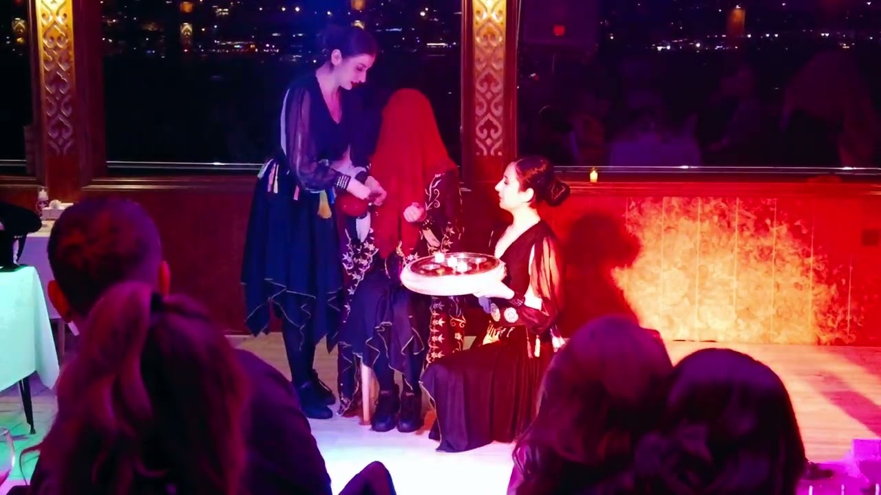 اجمل عشاء على المركب في البسفور -  سفينة تركية  - Bosphorus Cruise Dinner