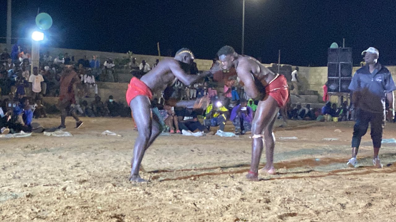 1er Combat de Brosse Vs Son Adversaire &agrave; Ndangane 06 Decembre 2025