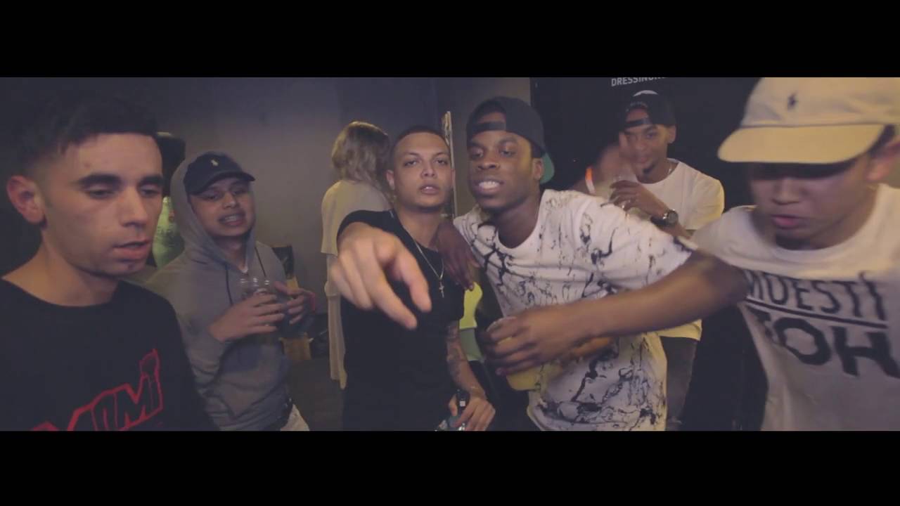 (EXCLUSIVE) Ronnie Flex ft. Caza - Woelig | Backstage 013 Tilburg