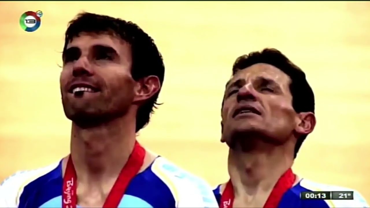 Canal 13 Río Cuarto - Himno nacional argentino versión Charly García 
