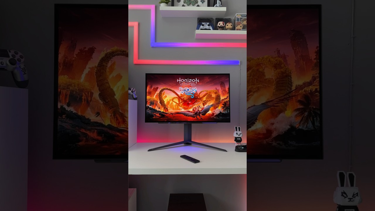 The LG UltraGear 27GR95QE OLED monitor 😍🖥️ #lgultragear #ps5 #gamingsetup #shorts