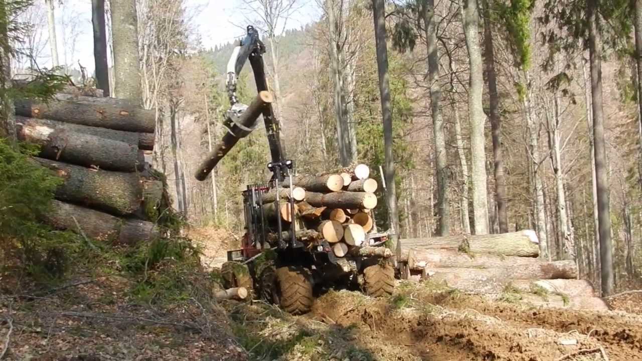 Komatsu 840TX in Romania: ciclu de colectare a lemnului