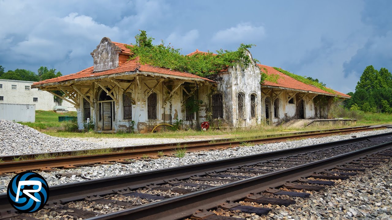 Mission Revival Railroad Depot Time-lapse