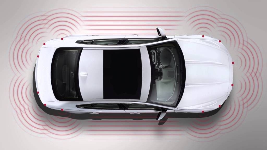 Jaguar XE 2017 | InControl Touch Pro Parking Aid System