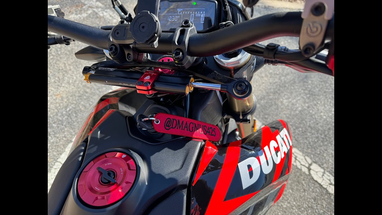 I installed a Ohlins Steering Damper on my Ducati Hypermotard 698 Mono RVE!!!