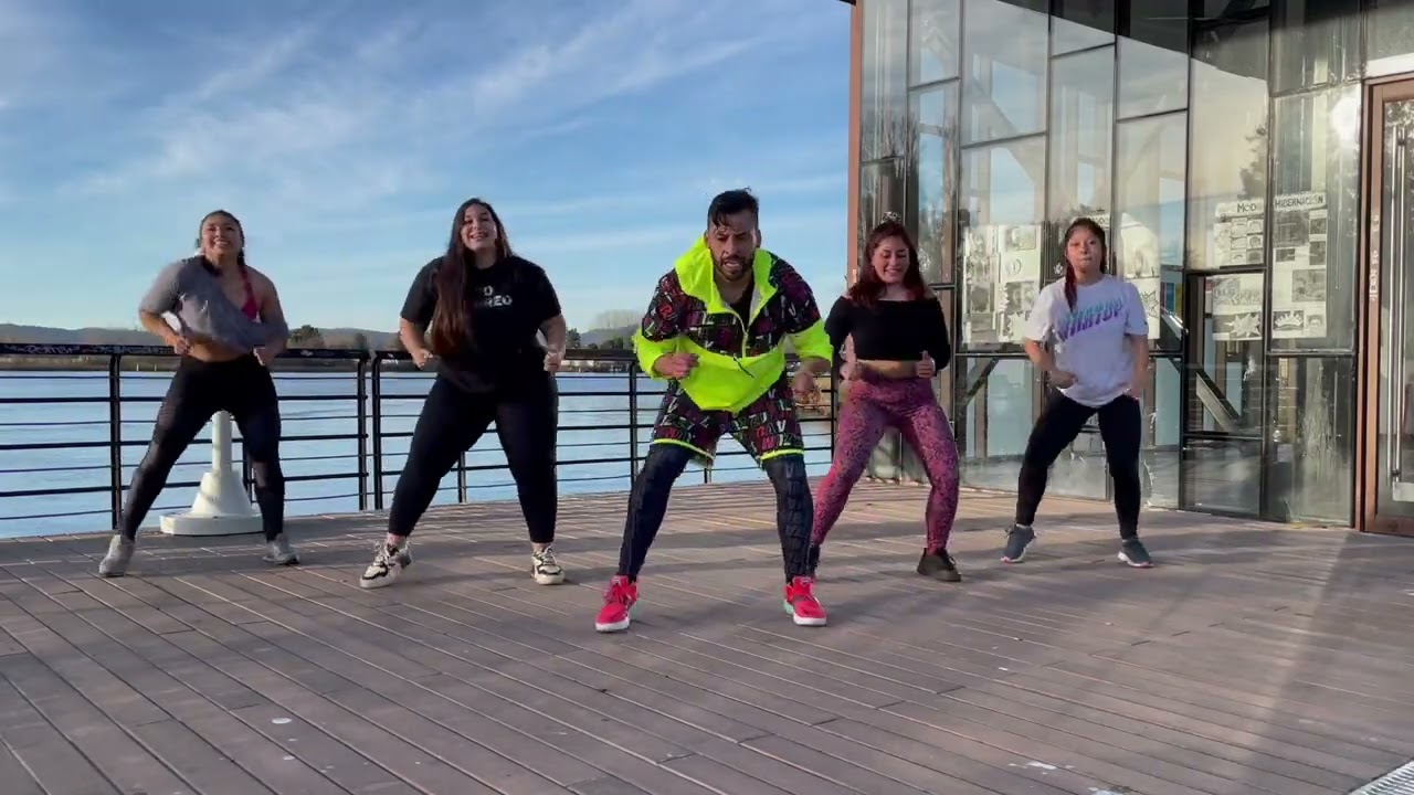 Loco - Justin Quiles, Chimbala, Zion & Lennox / ZUMBA