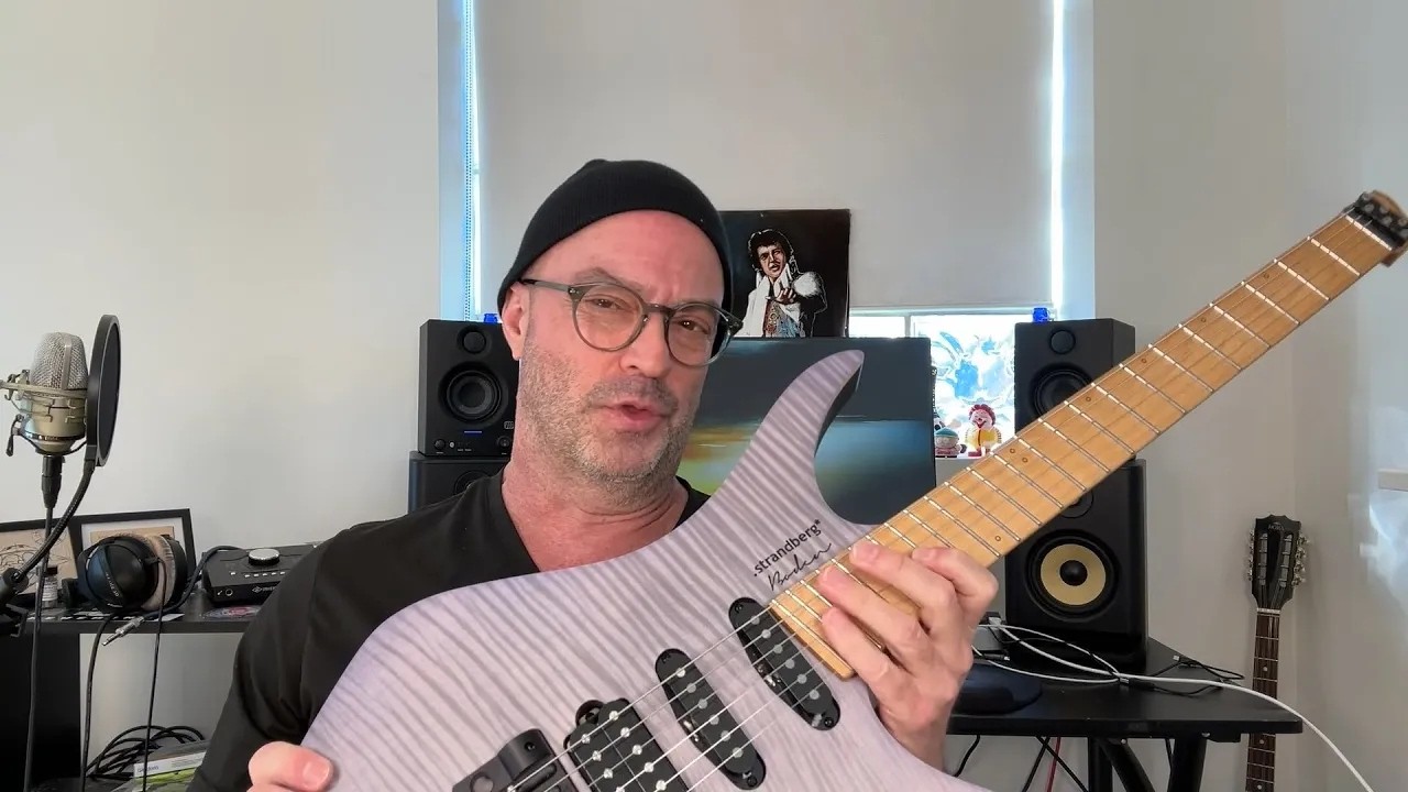 100% live Hendrix “Red House”