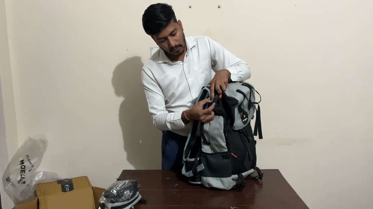 Travel + Laptop Bag Review | CarryPro Hobo 40 Full Features Explain, Trekking and Travel With Laptop