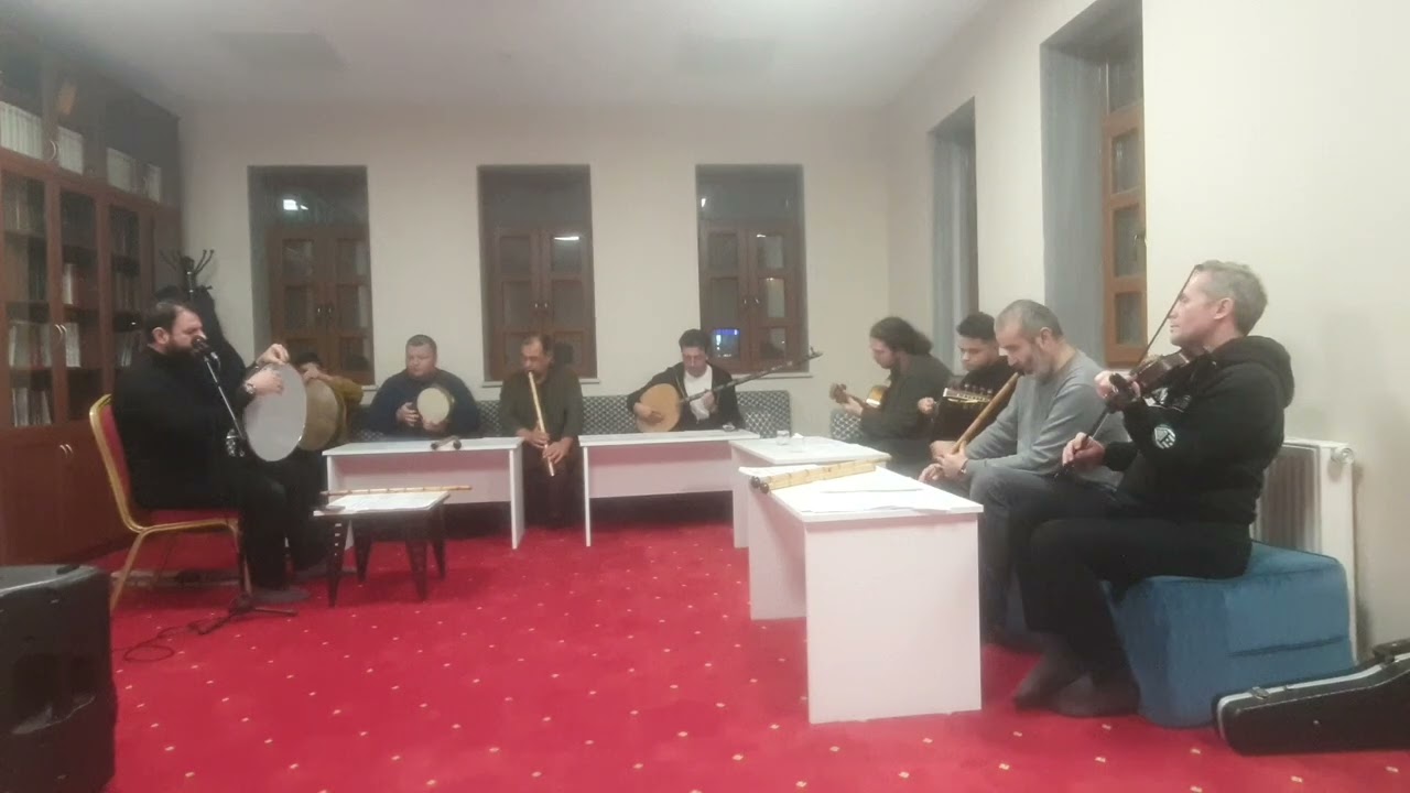 Deniz Üstü Köpürür