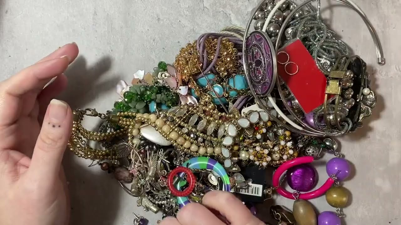 MYSTERY JEWELLERY UNBOXING | A Bag A Day...Part 9 of ?? | Odd Earrings...Oh Joy!