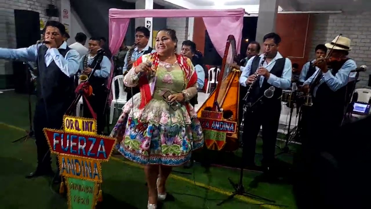 AMELIA ESPINOZA Y LA ORQUESTA FUERZA ANDINA  parranda 003
