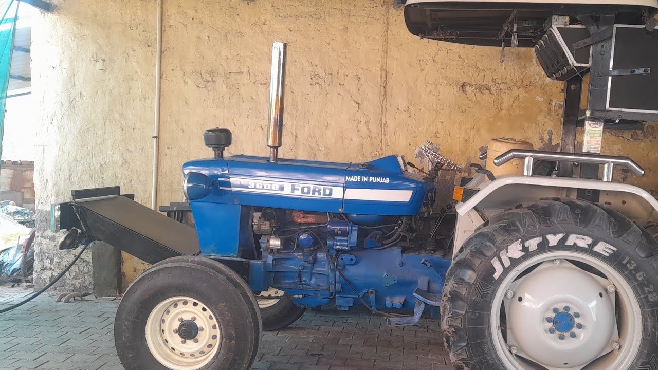 Ford3600 original tractor in punjab  original sound with power streeing best condition 100%orginal 