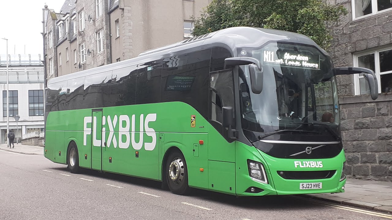 N11: McGill's Flixbus Volvo B11R 9700 0620 (SJ23 HVE)