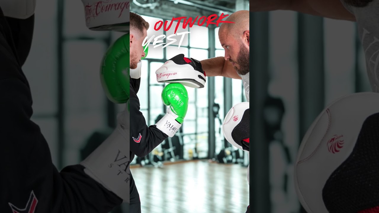 Best Focus Pads for Boxing Training? 🥊 Valour Strike in Action
