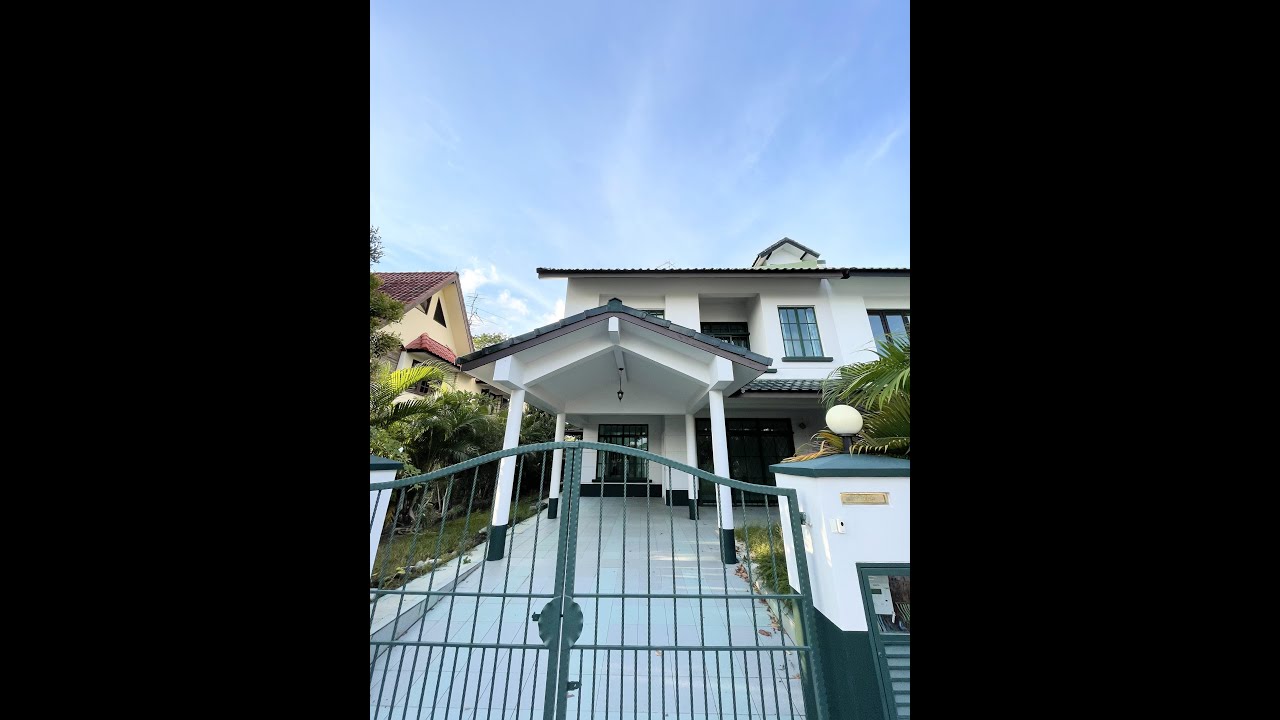 Greenleaf Place landed house for rent - 4 bedrooms 4 bathrooms plus helper's room