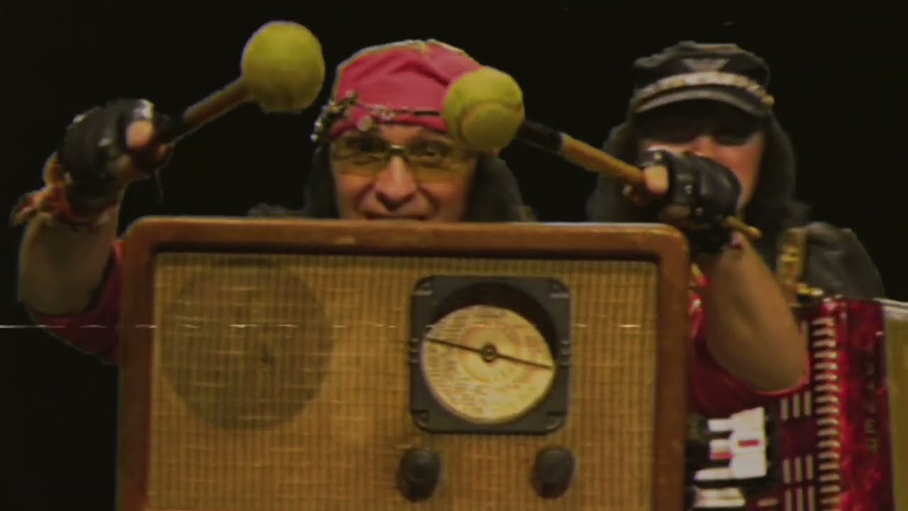 LILIHIP  RADIO  BLA  BLA