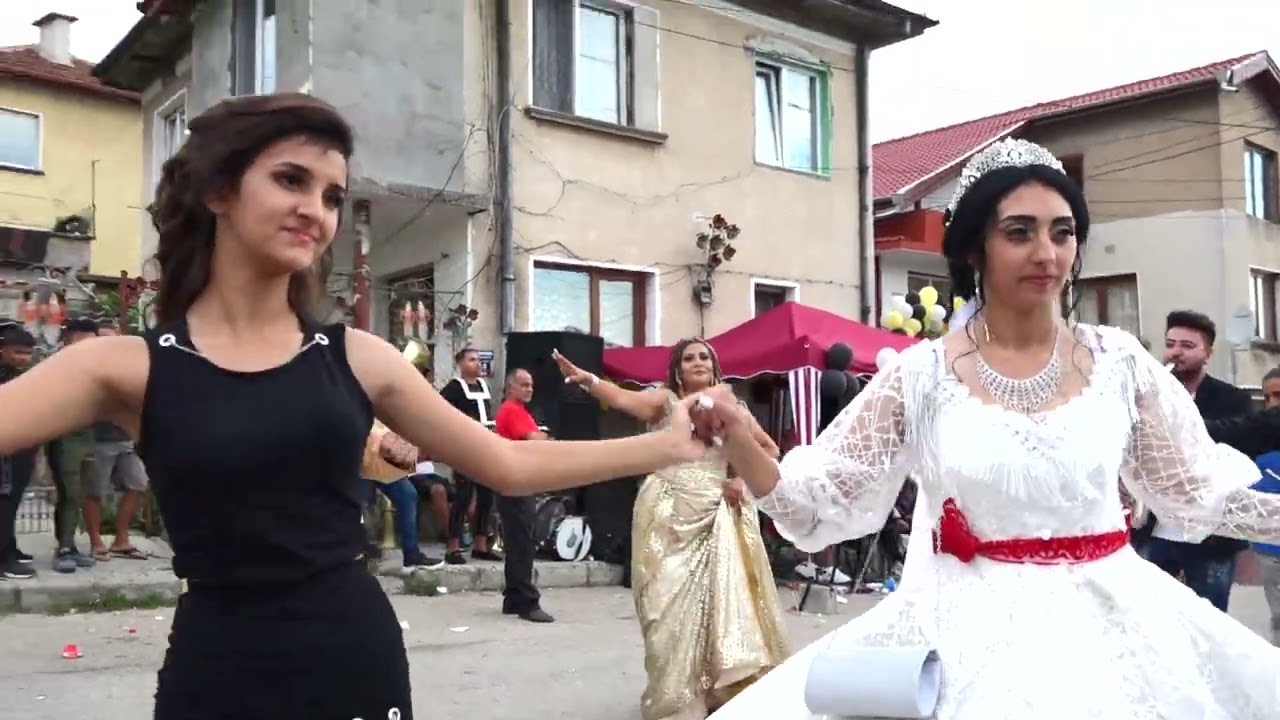 5  SVATBEN DEN na  KRISI i RUMI