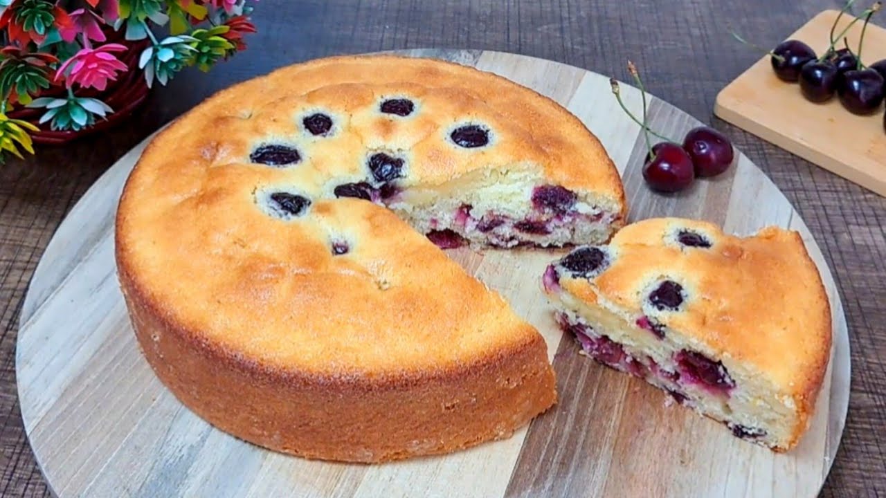 طرز تهیه کیک گیلاس 🍒 کیک میوه ای مناسب فصل فوق العاده خوشمزه 😋🤌
