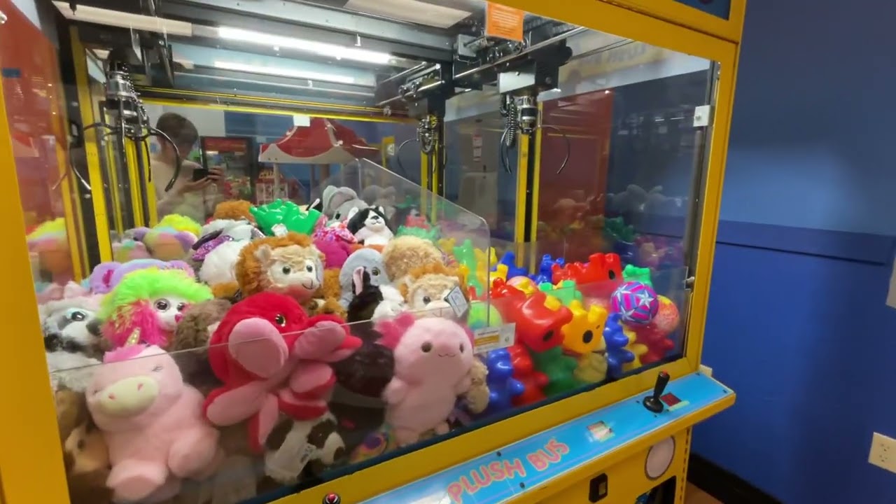 Gameplay Arcade Tour at Walmart in Deltona, FL (CLOSED 2024)
