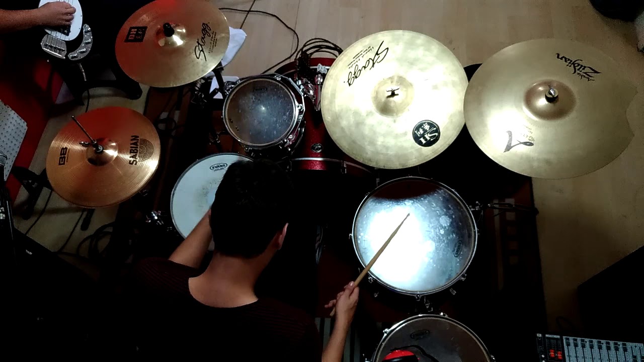 Pitty - Na sua estante (Drum cover)