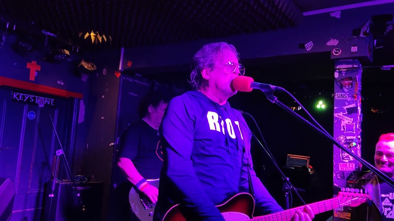 2022.10.15 Hope & Anchor, London - FAST CARS