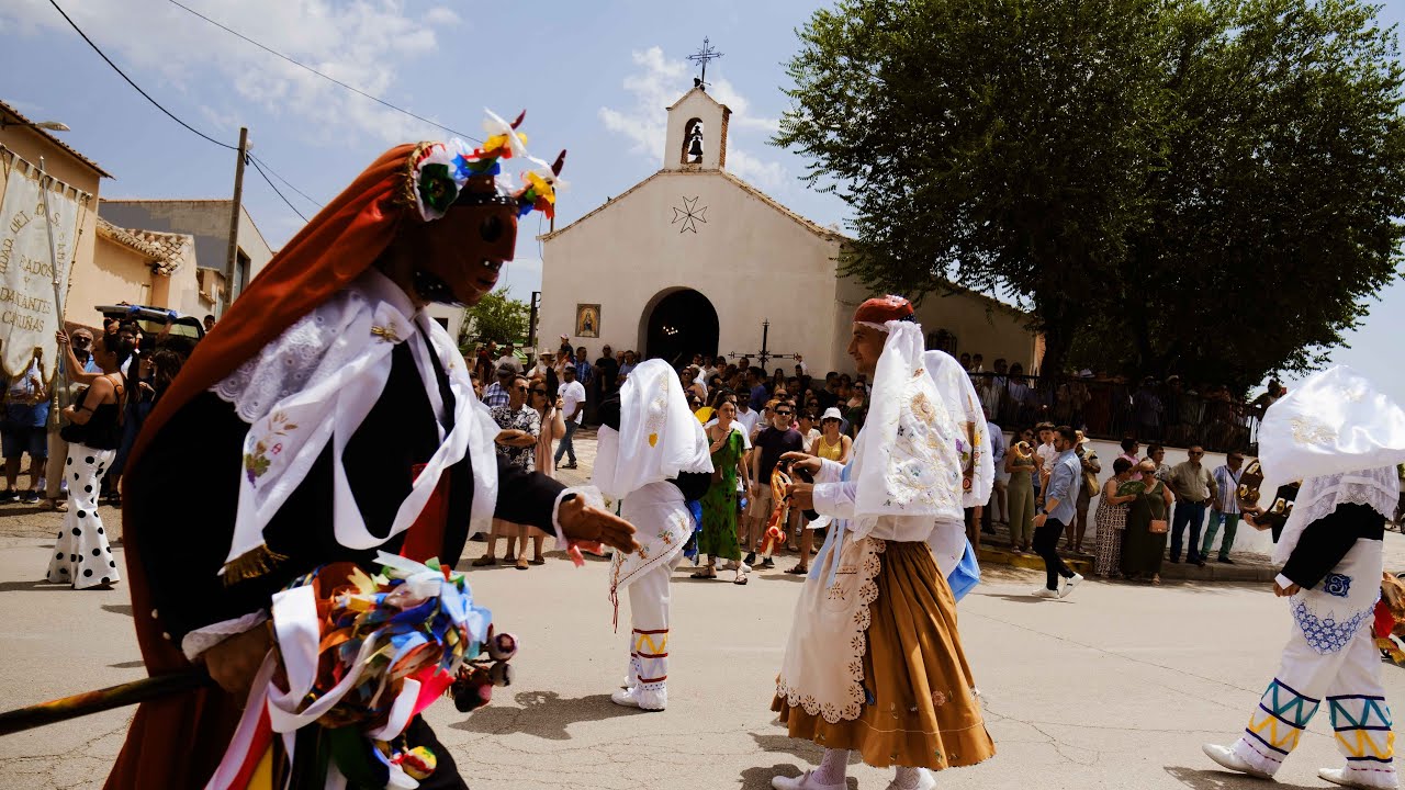 Fiesta de Pecados y Danzantes: historia viva en las calles de Camuñas