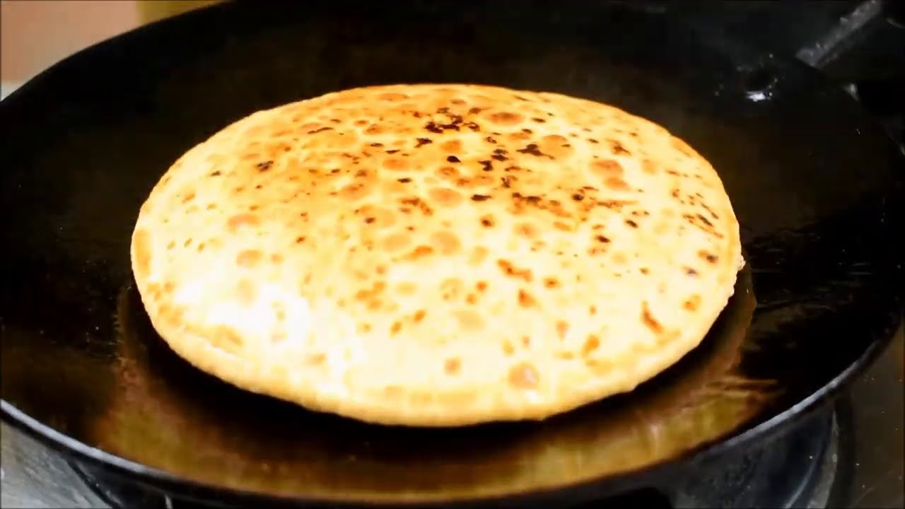 भयंकर ठंड में देगा गरम  तासीर ये मटर का पराठा Matar Paratha | Honest Kitchen | Chef Bhupi