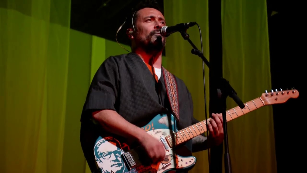 Pablo Ilabaca / Da la claridad a nuestro Sol