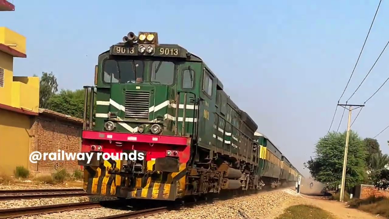 Top Speedy Trains of Pakistan | Train Recordings