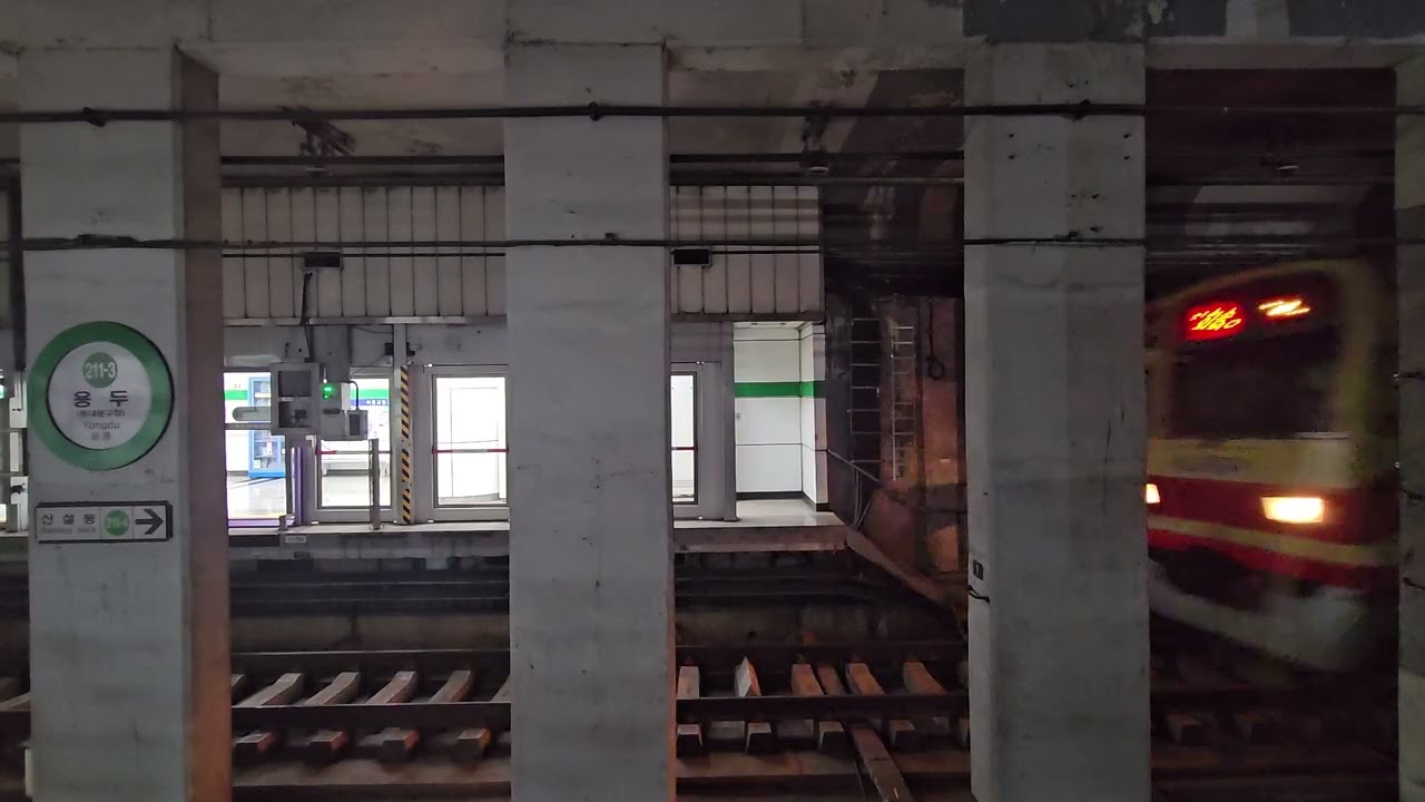 서울교통공사 2호선 성수지선 회송열차 용두역 통과 (저항제어)