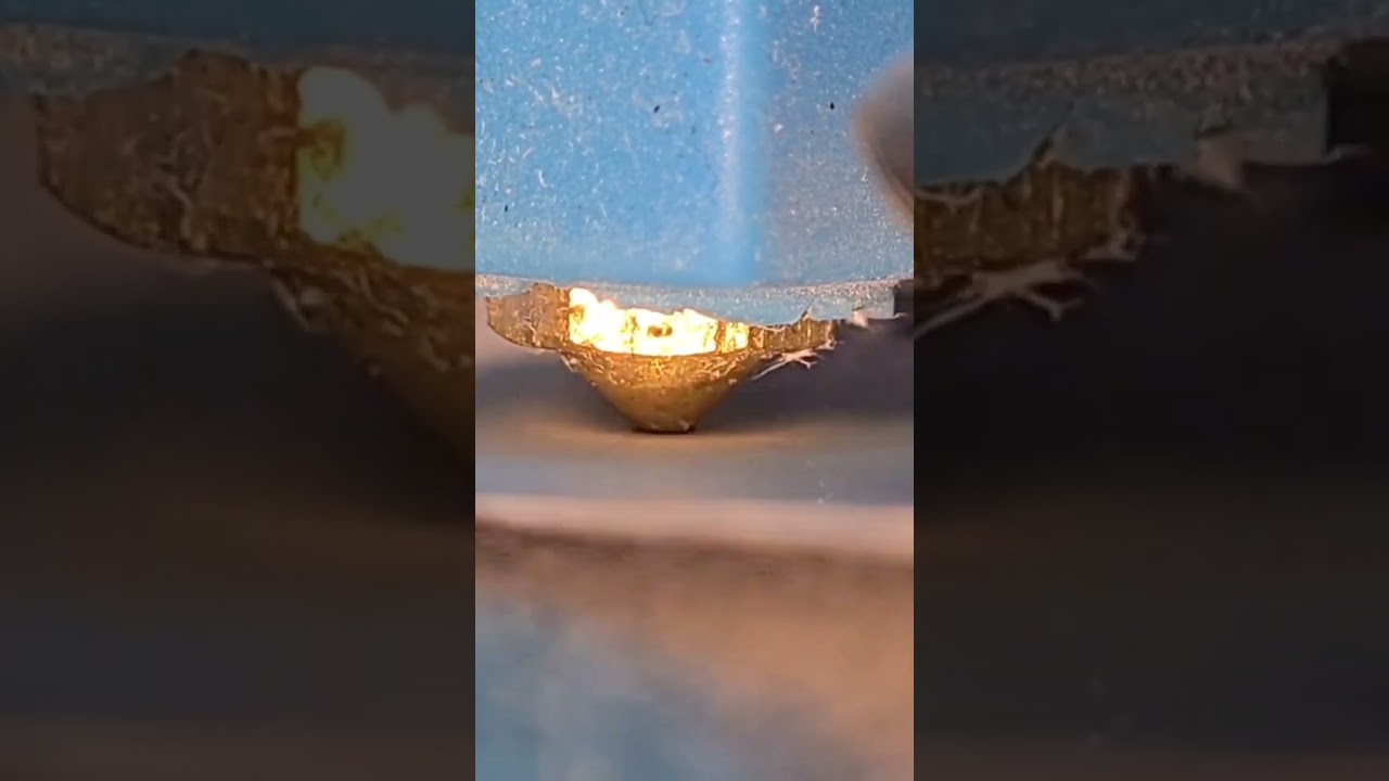 A esta altura debe estar la boquilla de la cama para tener una buena nivelaci&oacute;n #impresion3d