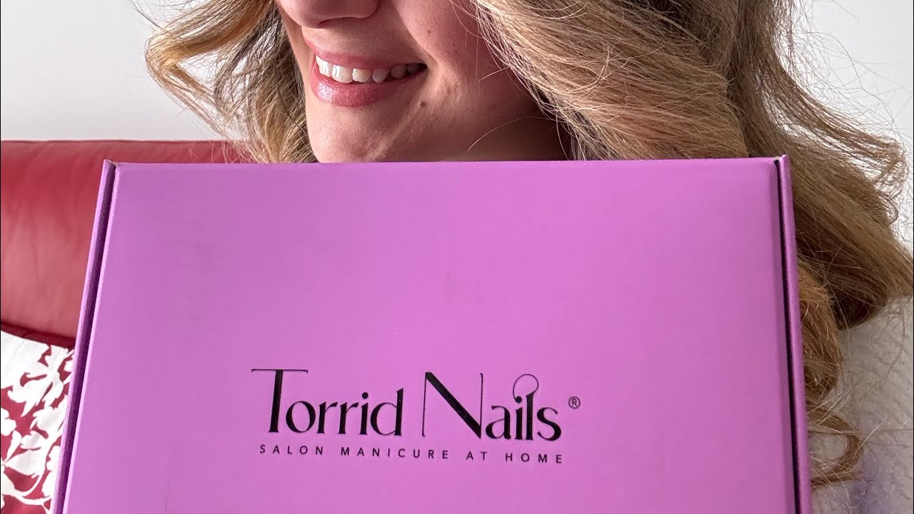 Proviamo TORRID NAILS smalto in polvere effetto gel