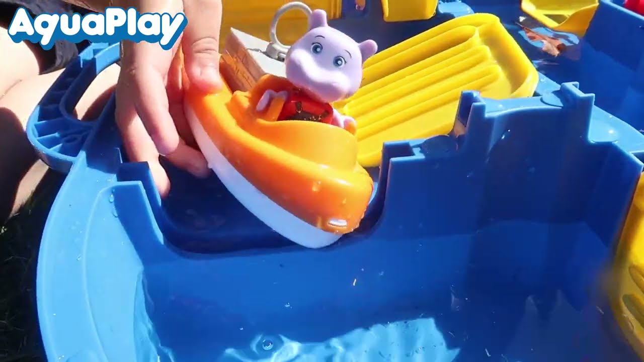 Water fun with the Aquaplay Lockbox