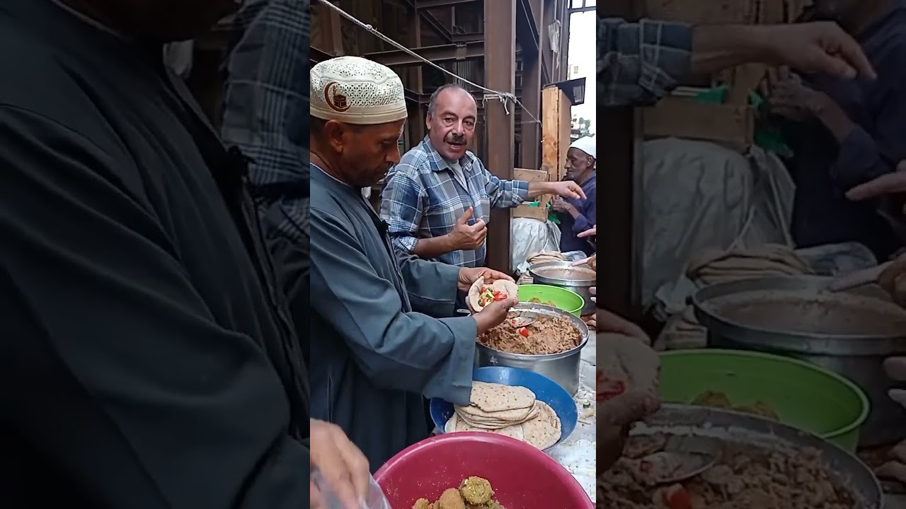 بيوزع أكل ببلاش من 45 سنة   عم إبراهيم واقف على باب الحسين خادم لآل البيت والشعراوي دعاله بالبركة
