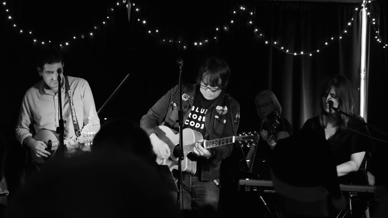 Robert Vincent - Light of the Stars - Live at Thornton Hough Village Club 23rd Dec 2017