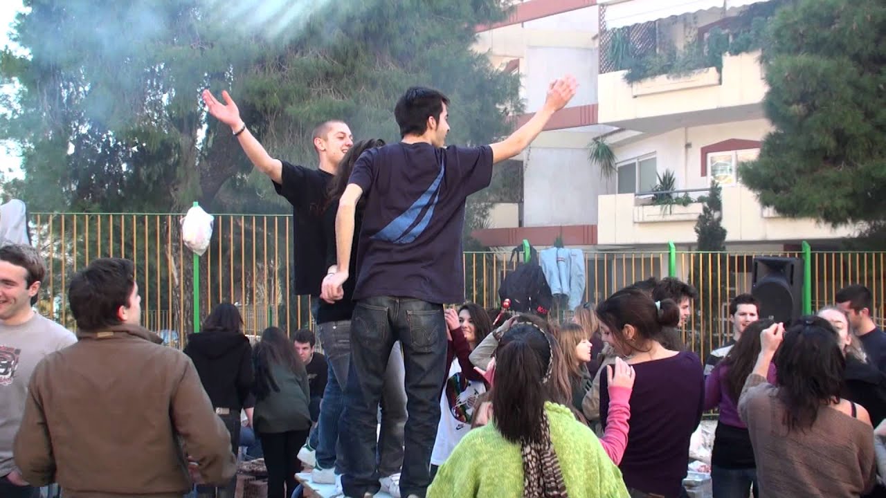 Τσικνοπέμπτη στο 2ο Λύκειο Πεύκης