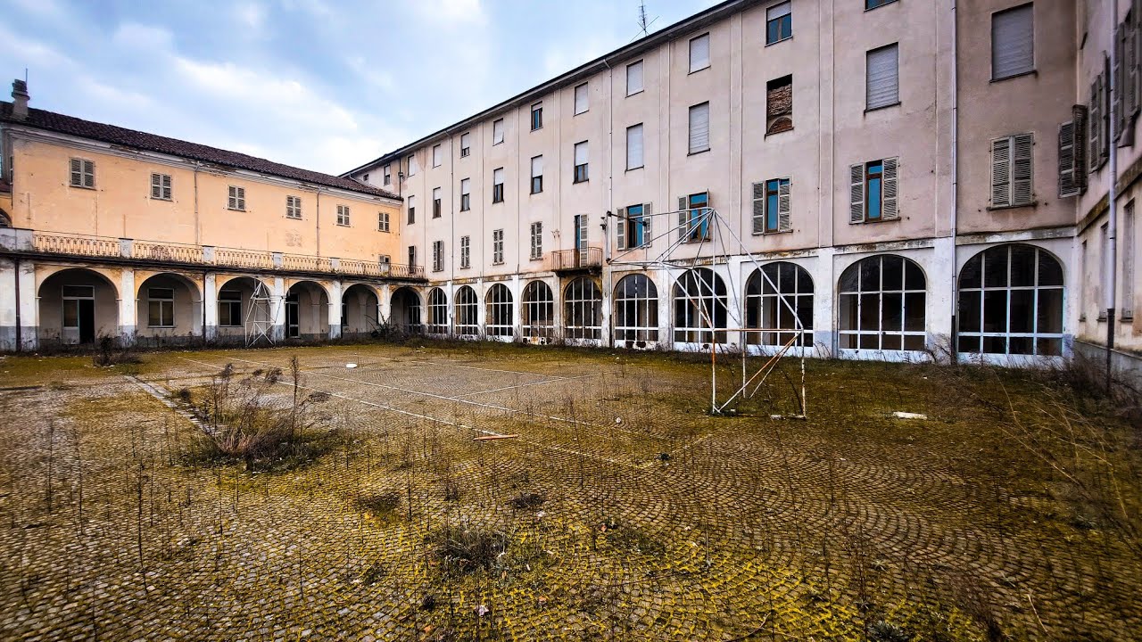 ESPLORAZIONE DA CARDIOPALMA! IL COLLEGIO ABBANDONATO PIENO DI STORIA