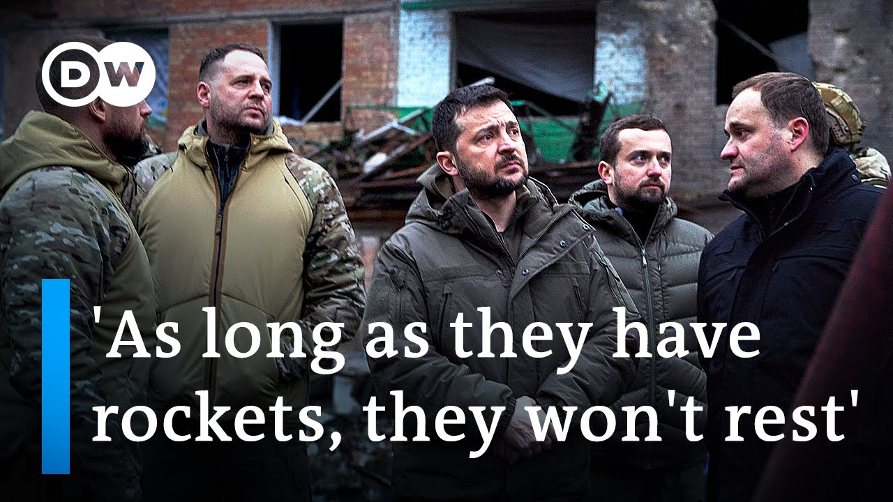 Ukraine braces for cold winter amid Russian strikes as Europe prepares for refugees | DW News