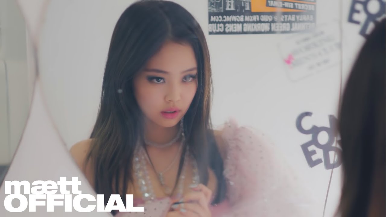 JENNIE - 'SOLO (Revamped)' M/V