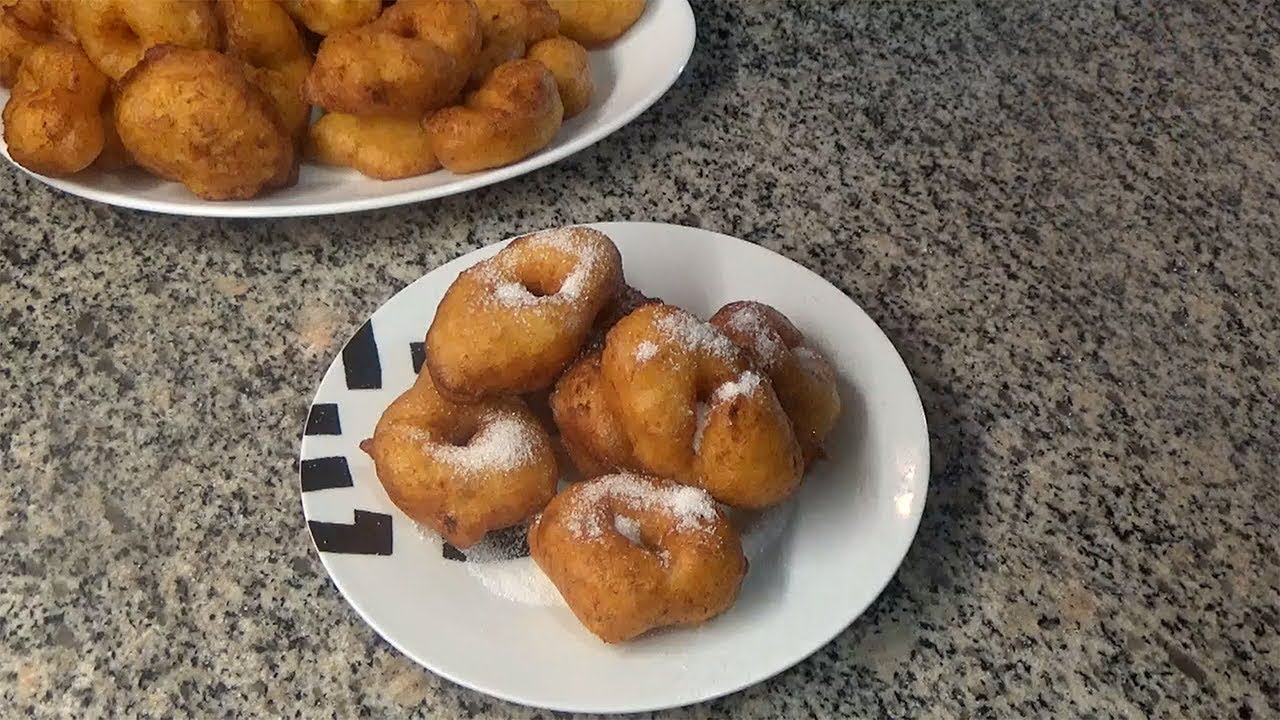 Buñuelos tipicos mallorquines.