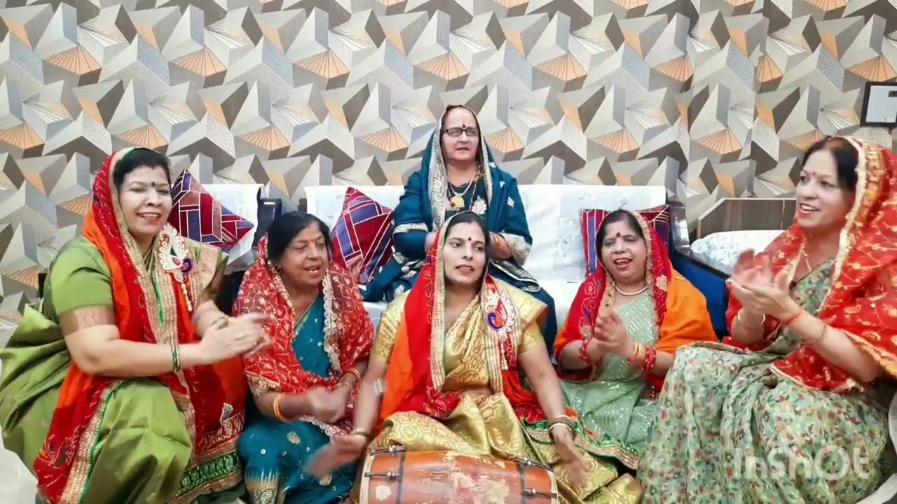 DARVAJE PAR GHANTI LAGA DO PIYA#hasi majak #trending #family #barnageet