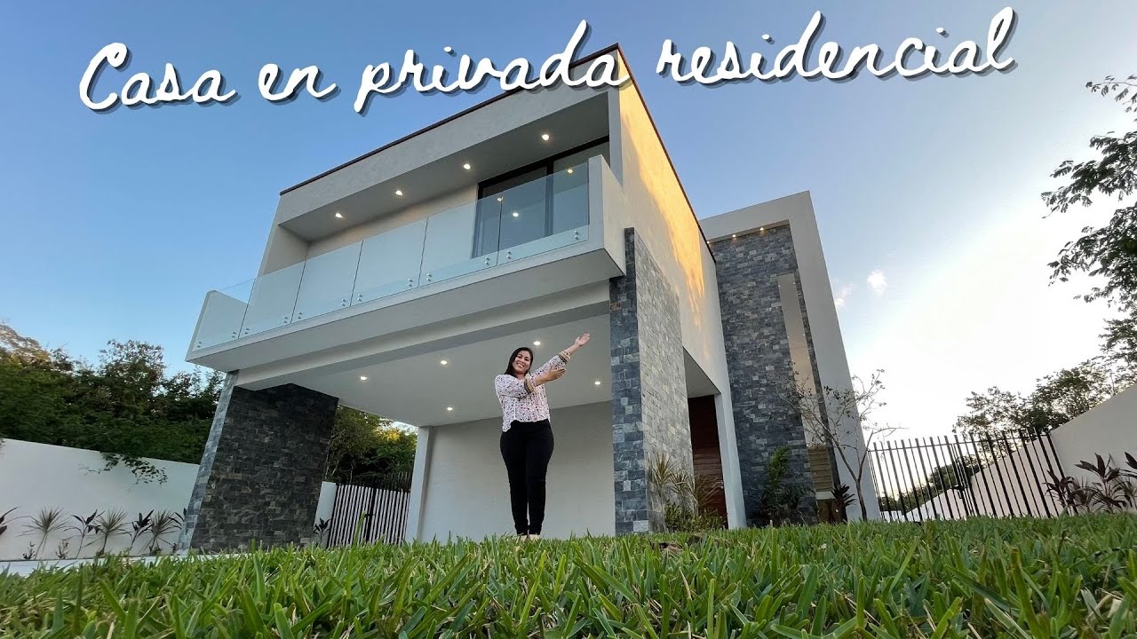 CASA EN VENTA con diseño único y elegantes acabados en PRIVADA RESIDENCIAL al NORTE DE MÉRIDA