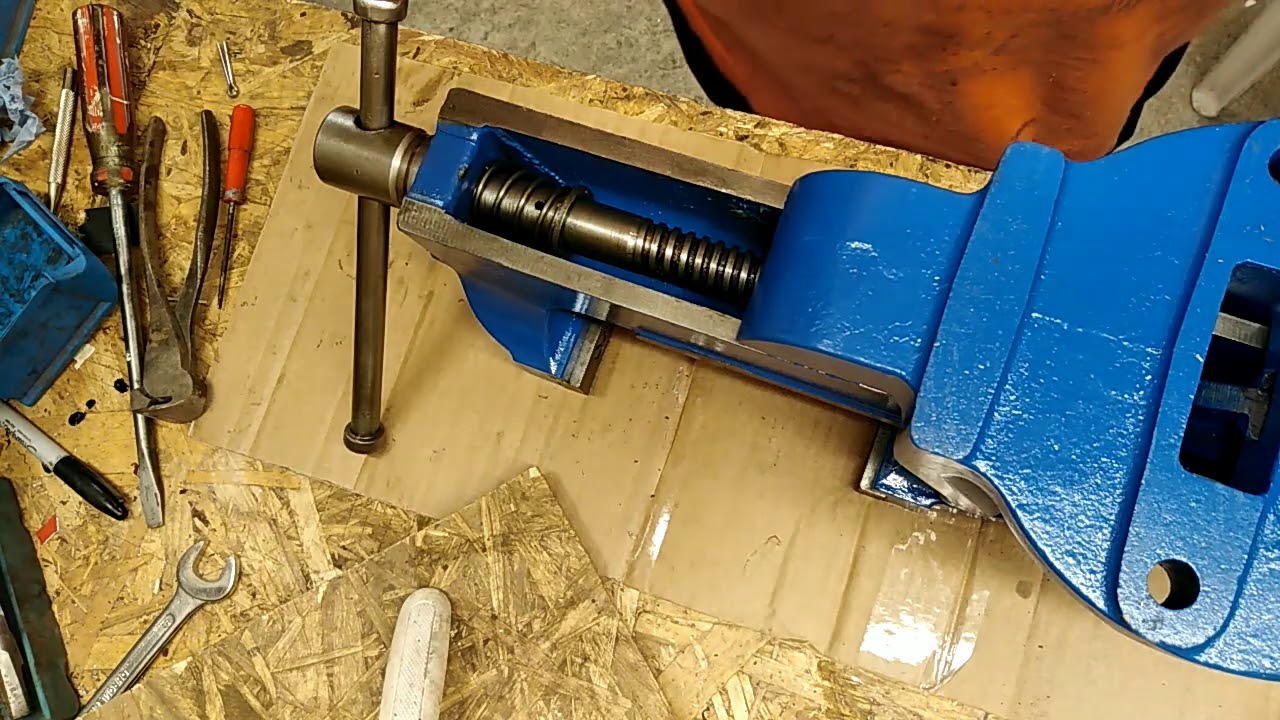 Vise  restoration reassembly drive screw spring washer pin placement refit,any record any vice